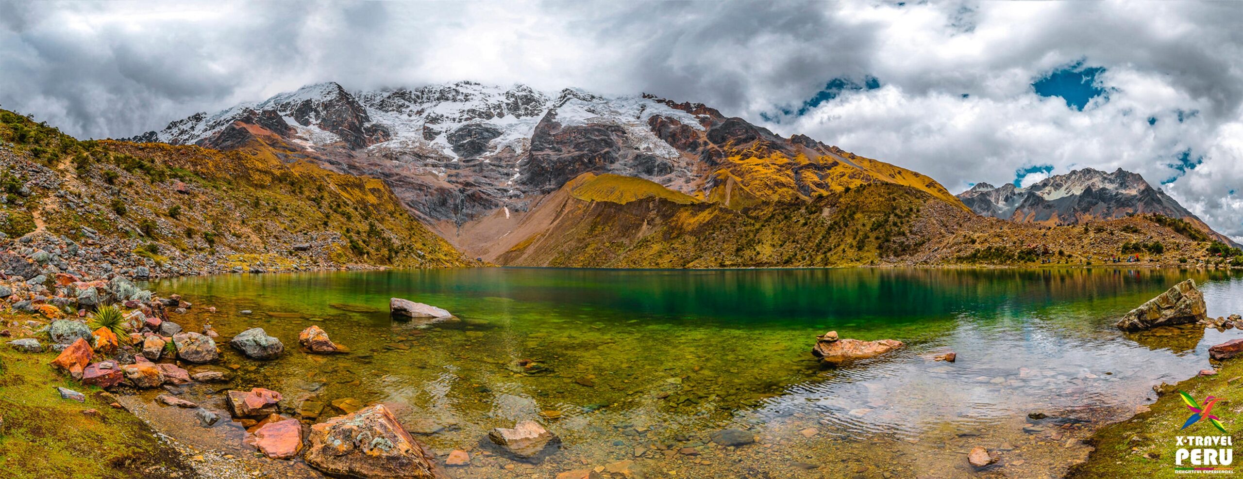 Tour a la laguna humantay - vista de la laguna turqueza y nevado Salkantay